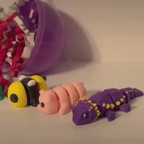 One Surprise Egg Containing 5 Random Mini Figures
